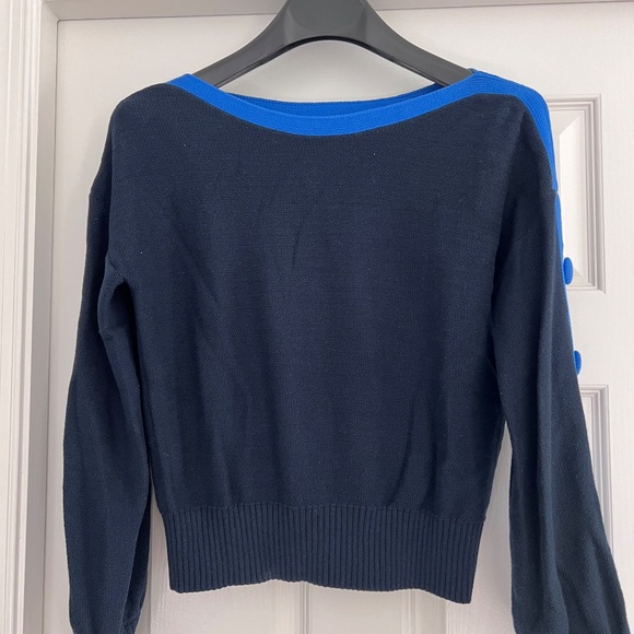 Excellent Cond. Banana Republic Button sleeve - Picture 2 of 2